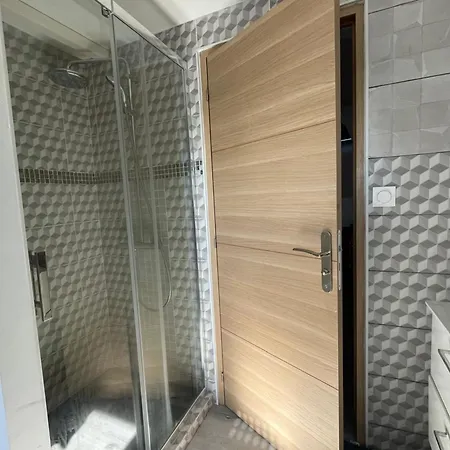 Studio 4eme Διαμέρισμα Χάβρη